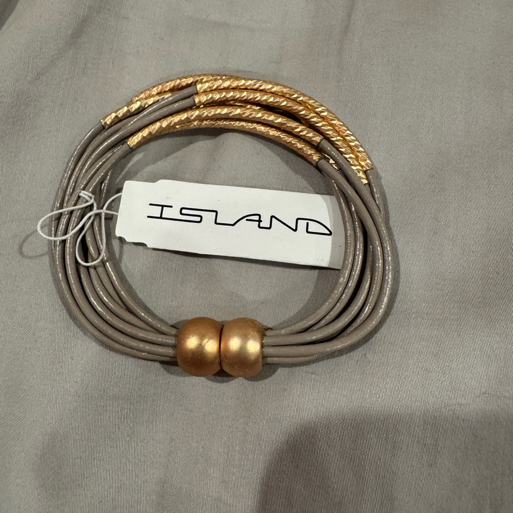 NWT “Twisted Tube Leather Bracelet” in Taupe/Gold
